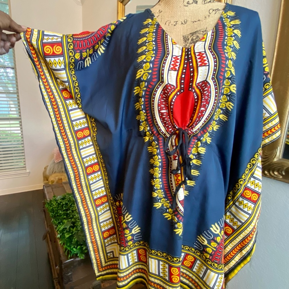 Multi Colored Coverup. Drawstring Around Waist Fo… - image 5